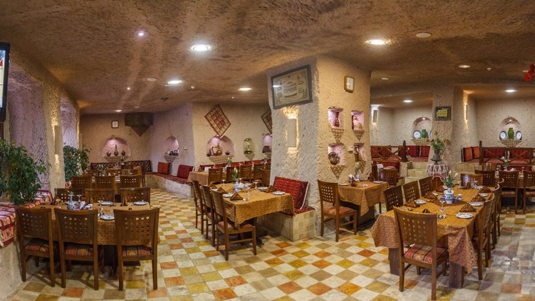 رستوران هتل لاله کندوان تبریز